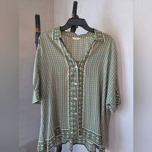 Max Studio Teal and White Geometric Button Down Shirt